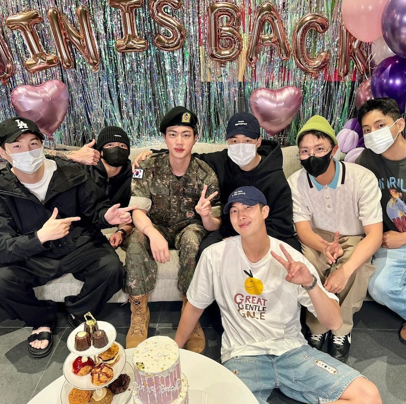 BTS着用韓国人気帽子 シュガ着用 SUGA人気商品キャップボールキャップ男女兼用ユニ MLBヤンキースドジャースベーシックブラックボルケプ