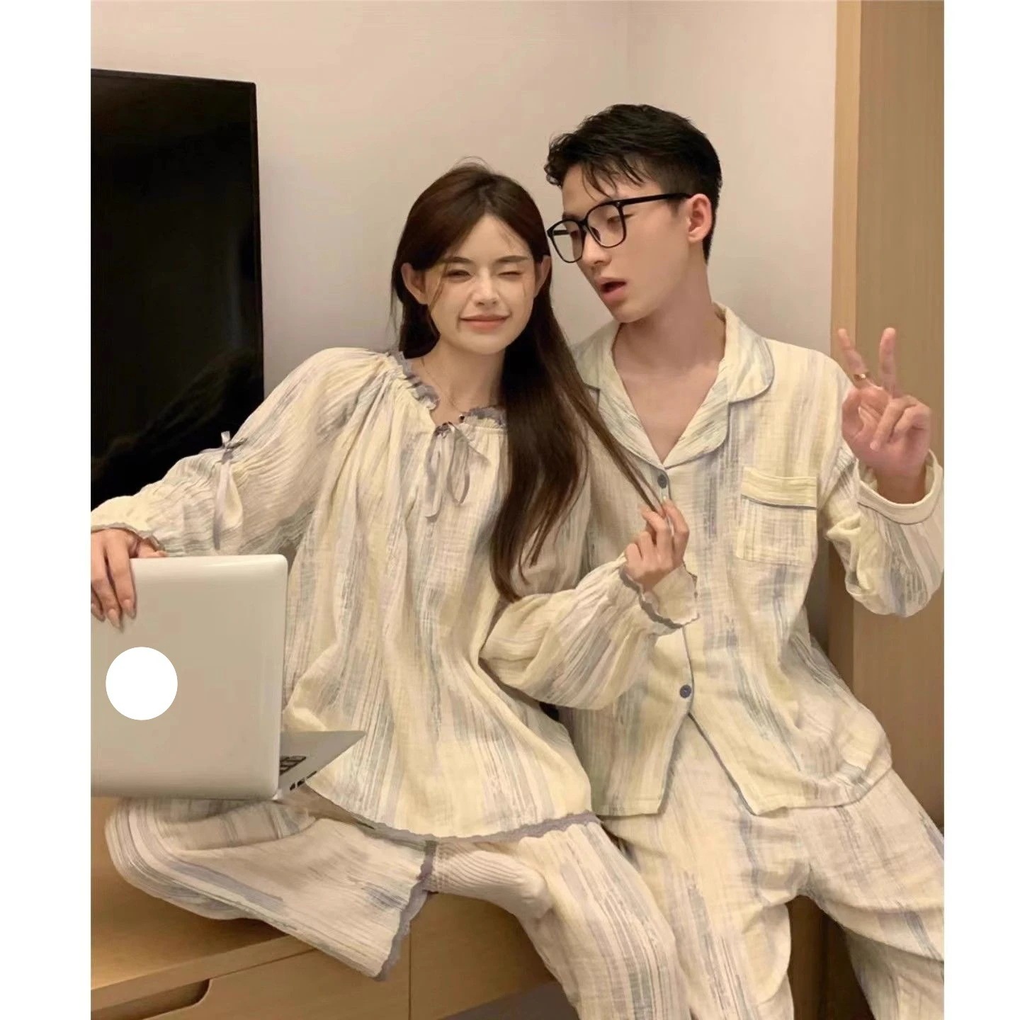 ルームウェア [2枚入] ins風 しま模様 カップルパジャマ 男女の金 春と秋 新しい 長袖 ゆとりがある 部屋着セット