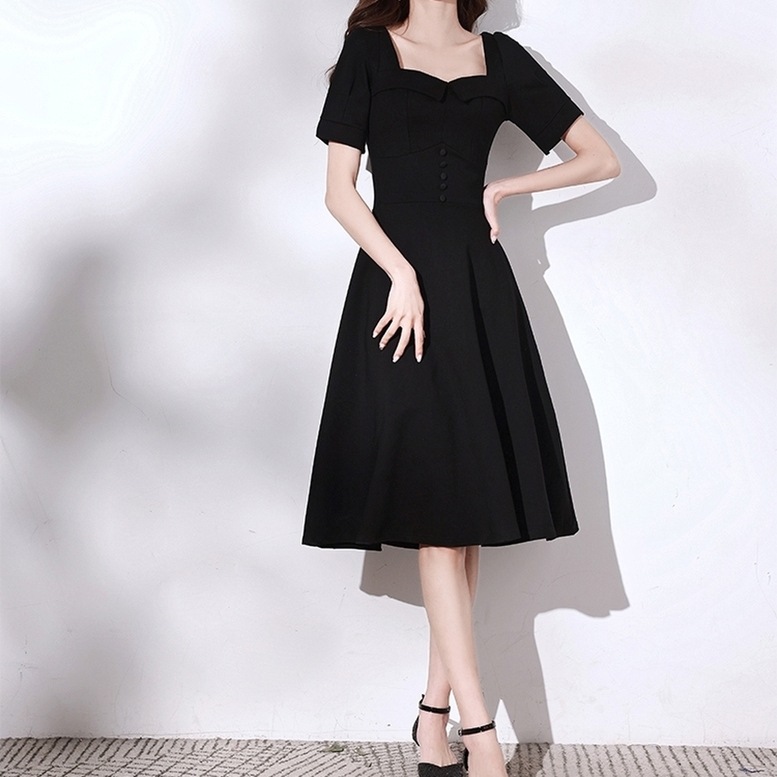 ワンピース レディース ミディアムワンピース クラシカル ドレス スクエアネック 半袖 フレア 5,096円