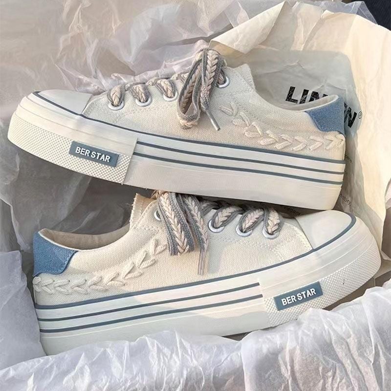 通学通勤 スニーカー トレンド カジュアルシューズ 美脚 スニーカー 靴 ダットスニーカー レディース お正月は閉まりません厚底 厚底 レディース