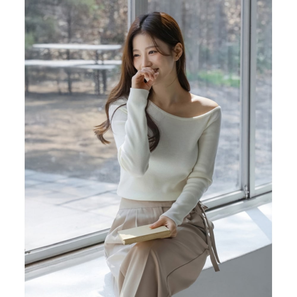 FRENCHCHIC ワンショルダーアシンメトリーネックニット