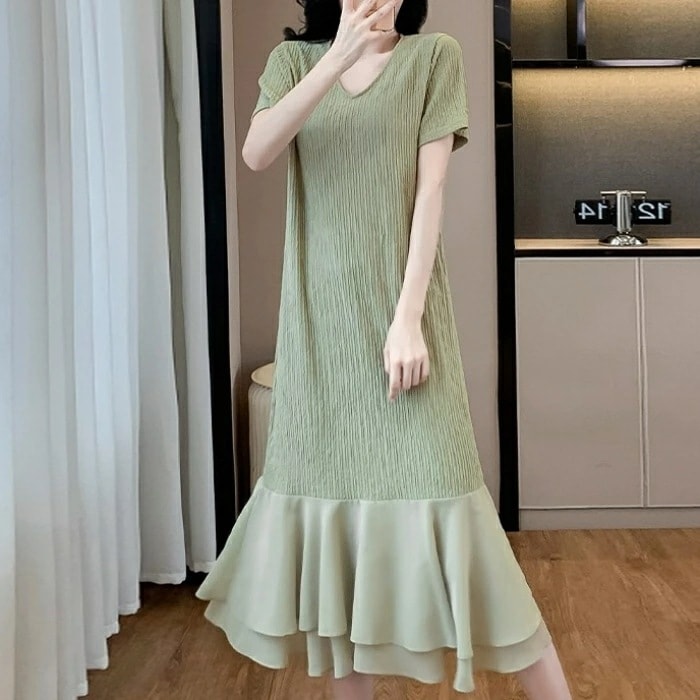 ワンピース ドレス 異素材ミックス 袖あり Tシャツワンピ 切り替え フレア マーメイド レディース エレガント きれいめ カジュアル ミモレ丈 大人 可愛い シンプル 半袖 フェミニン おしゃれ グ 5,542円