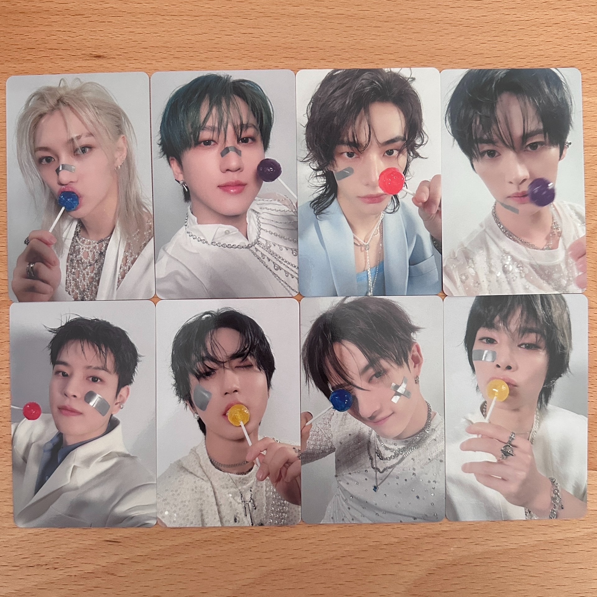 規品StrayKidsgiant特典特典トレカ幸運トレカ公式グッズ写真員8点セット