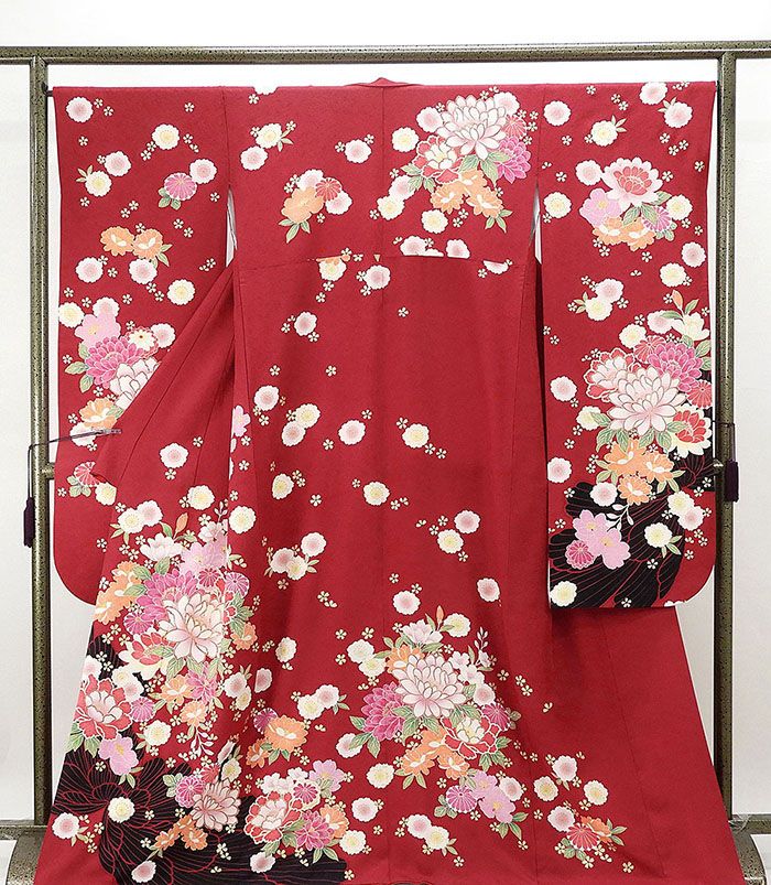 振袖 正絹 四季花模様 身丈168cm 裄丈66.5cm 振袖 良品 リサイクル 着物 e0744