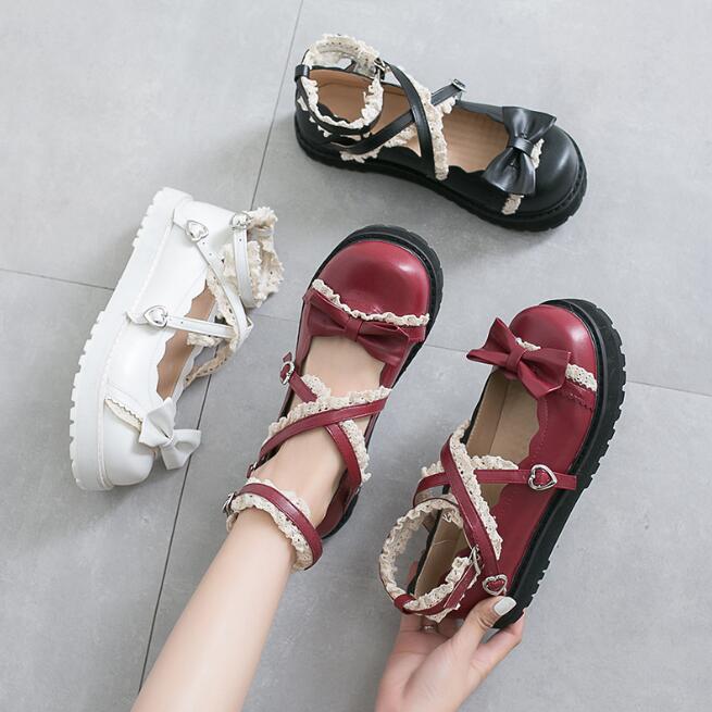 【TikTok人気新品】ロリータ 靴 ストライプ レディース ロリータ シューズ 可愛い リボン モカシン スカラップ Lolita shoes 厚底シューズ コスプレ ダンス 靴 履きやすい ブラッ