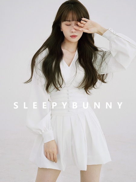 スリーピーラビット スリムフィット Vネック ハイウエスト 長袖ドレス