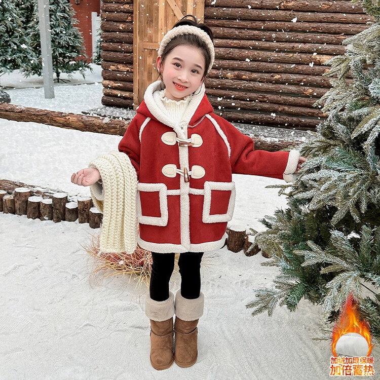 女の子の冬のコート 2024 新しい冬の毛皮オールインワン暖かい毛皮のトップ子供ベルベット肥厚コート