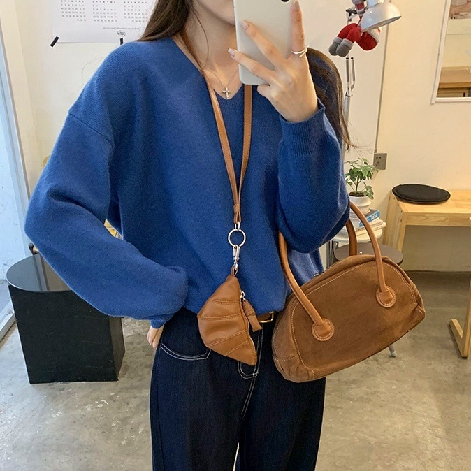 トップス セーター ニットセーター 長袖 Vネック プルオーバー ミディアム丈 萌え袖 かわいい 大人可愛い きれいめ シンプル 上品 おしゃれ かっこいい カジュアル こなれ感 個性的 主役級
