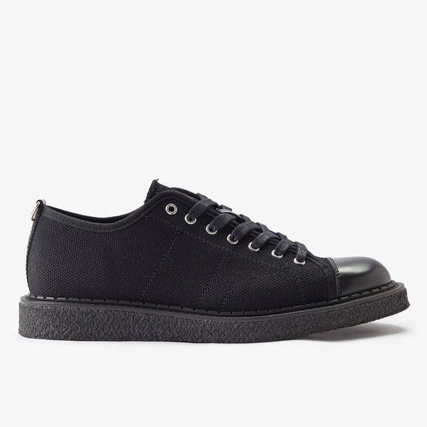 FRED PERRY_ジョージ・コックス コラボ メンズ ヘビーキャンバス ローファー. SFPM2336335-102