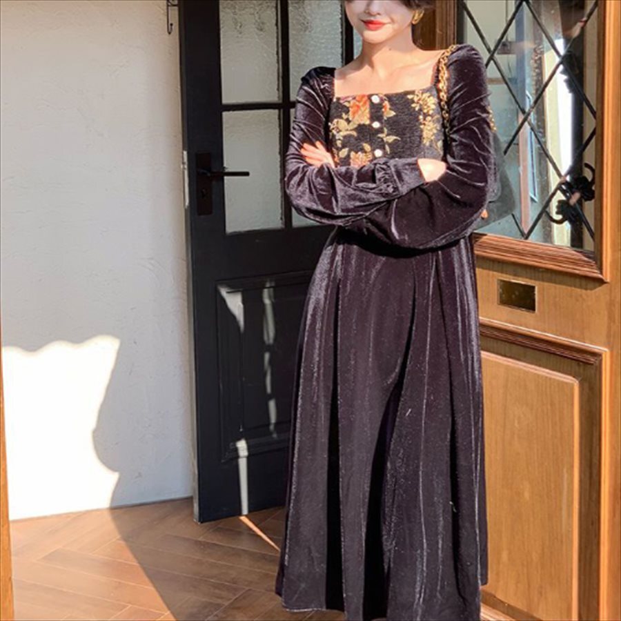 ロングドレス ワンピース ドレス dress 衣装 ロング ロング丈 膝丈 ひざ丈 袖あり 長袖 ラウンドネック Aライン フレア ベロア エレガント 可愛い 大人可愛い きれいめ