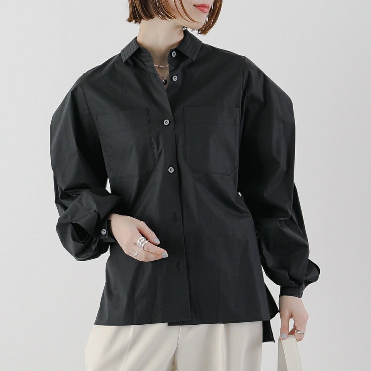 IORE イオレ 長袖 シャツ IOR25SS-SH-001 レディース コットン ボリュームスリーブ レギュラーカラー BLACK 【ts】