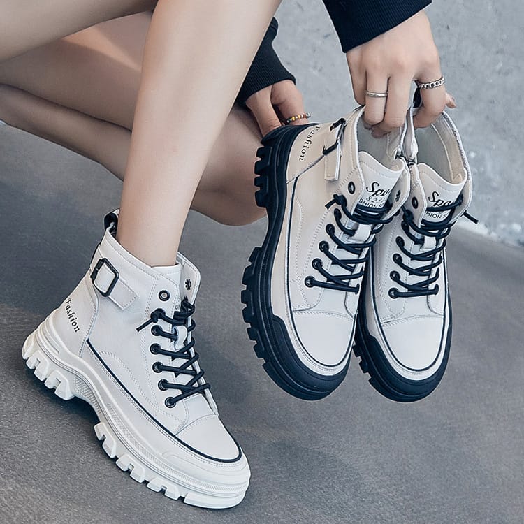 ブーツ レディース 厚底 ローヒール ショートブーツ レディース 歩きやすい フラットシューズ ブーツ レディース ハイカット きれいめ ブーツ レースアップ ブーツ ボア ファー 秋冬