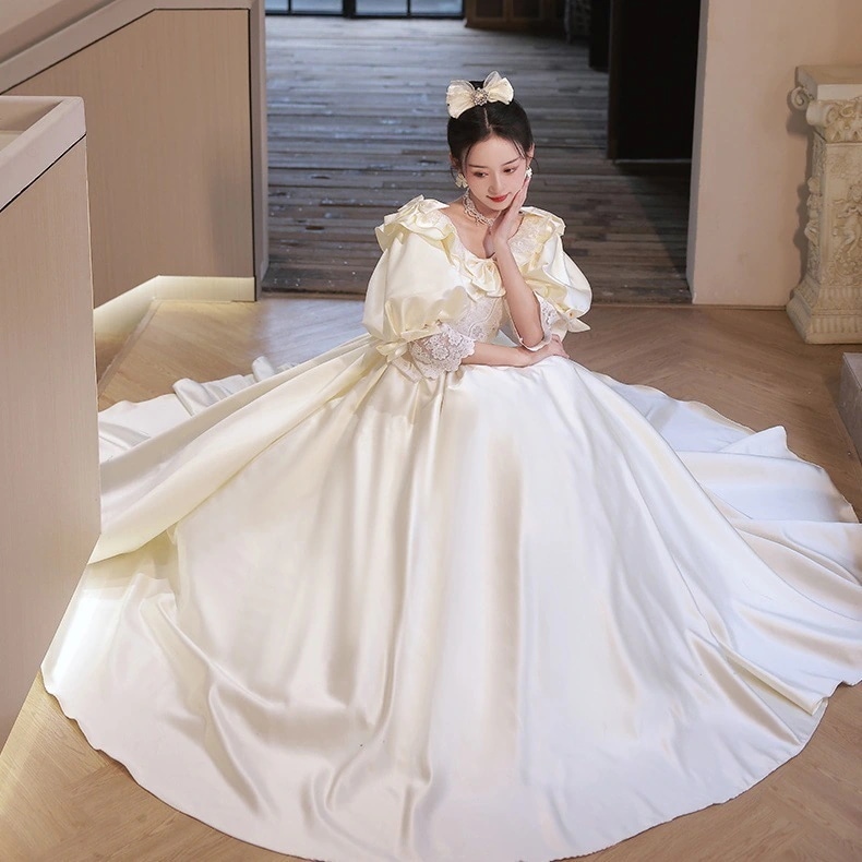 サテン 上質 ライト ウェディングドレス 成人式 バースデードレス チュチュスカート 婚約 イブニングドレス プリンセス風 スウィート 母の日