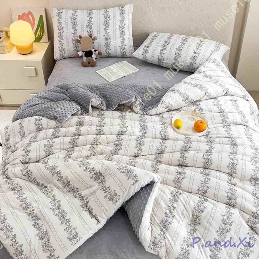 掛け布団 あったか かわいい 立体的なドット シングル 冬布団 セミダブル ダブル フランネル 増量タイプ ボリューム感がたっぷり 暖かい 抗菌 防臭 イエロー 5,016円