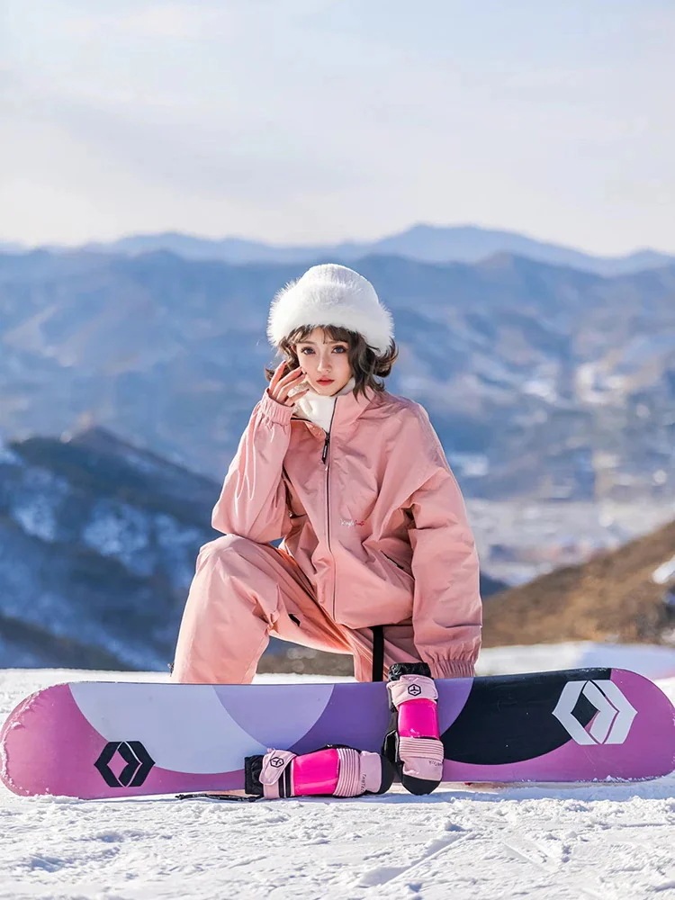 （1～）スノーボードウェア 2024 2025 上下セット レディース メンズ 防水20000 ジャケット アウター パンツ グレー 黒 スノボー スキーウェア スノボウェア 韓国風 防水防