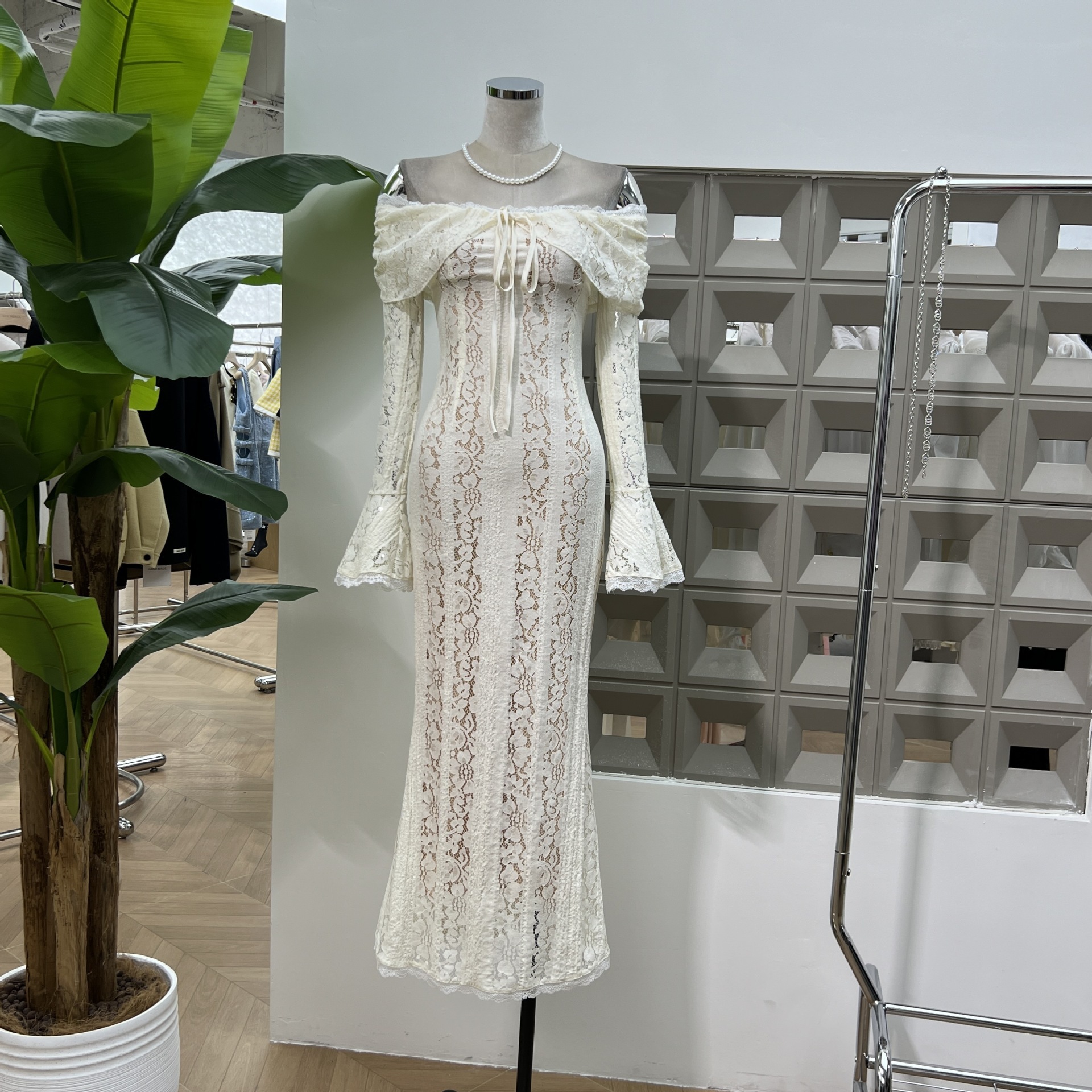 ロマンチックで優雅な気質の秋の潮流