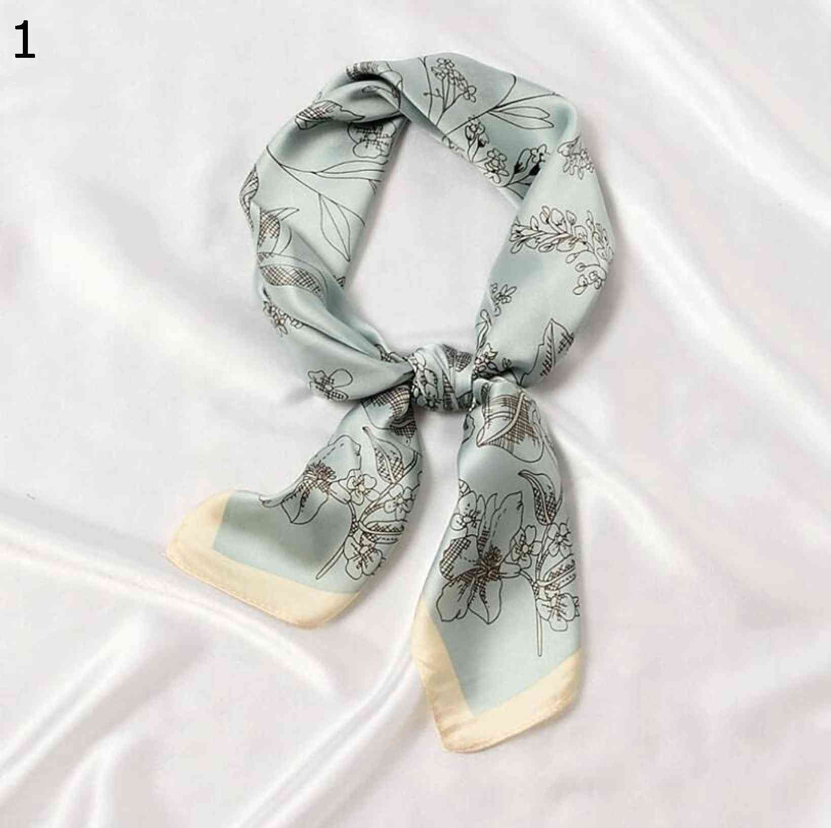 【20%OFFクーポン～】エレガントな花柄プリント スカーフカジュアルな小さな正方形ラップ スカーフ ファッション女性多機能ポリエステル スカーフ スカーフ (Color : Blue Size