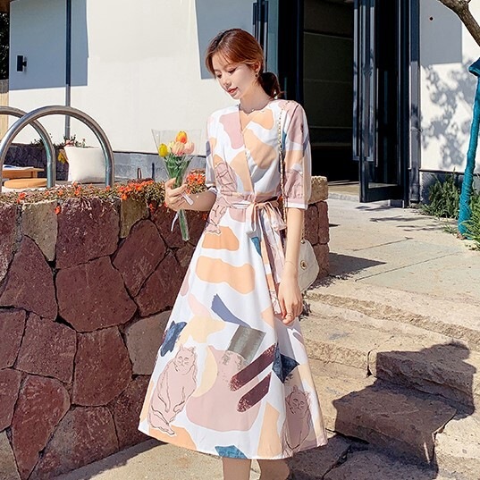 猫柄ワンピース ホワイト ワンピース ロング スリム 細身 ストレート スマート かわいい きれいめ