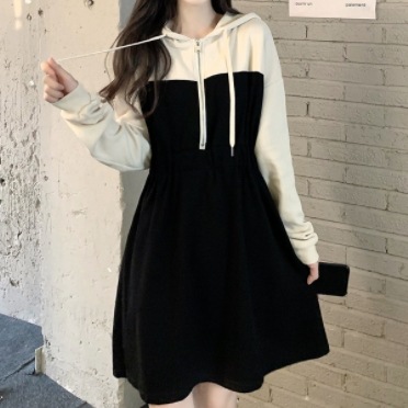 ワンピース ミニ ミニ丈 長袖 フード付き ファスナー かわいい 大人可愛い シンプル カジュアル