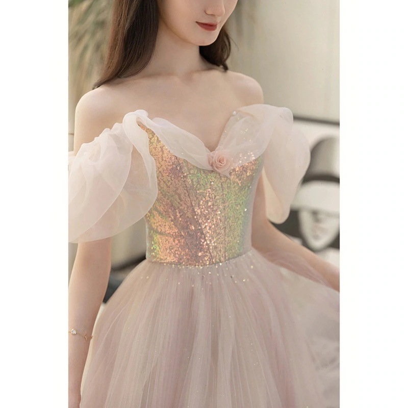 パーティードレス ウェディングドレス ピンクの花嫁介添人ドレス 2024新しいハイエンドの妖精のイブニングドレス 軽い豪華なフランスの婚約ドレス パーティードレス 結婚式 8,139円