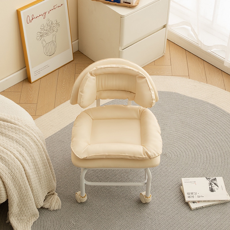 万向轮小凳子滑轮矮凳家用换鞋凳带娃神器儿童带轮板凳美缝靠背椅