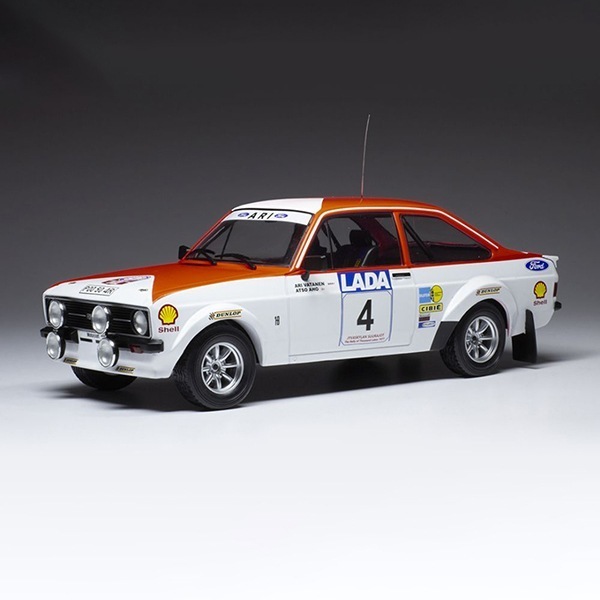イクソモデル フォード エスコート MK II RS 1800 1977年1000湖ラリー #4 A.Vatanen/A.Aho 18RMC143 ミニカー 1/18 IXOモデル