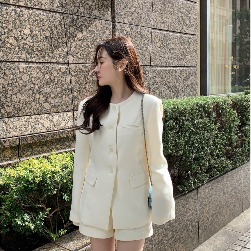 韓国デザイン 春物新作お嬢様トップスコート着+ハイウエスト着痩せショートパンツ2点セットアップ