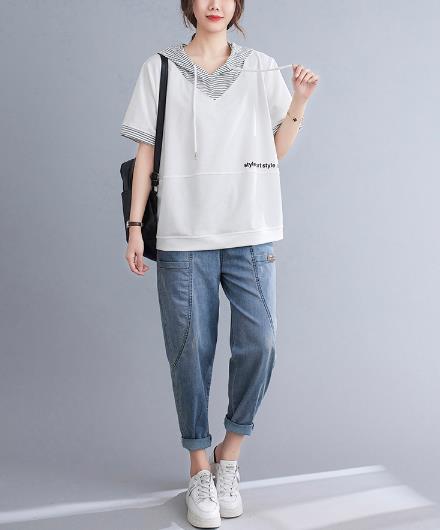 夏韓国語バージョンルース薄いセーター大サイズ文学ストライプ巾着フード付きステッチレタープリント Tシャツ