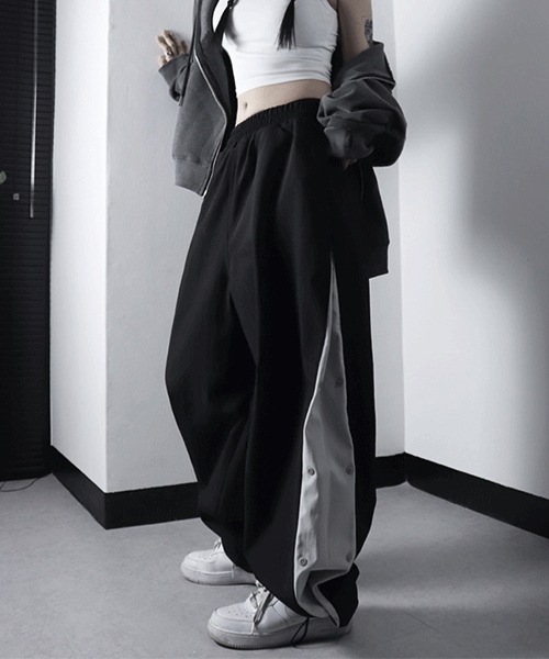 パンツ No.9478 nylon snap UQ PT (3color) サテンワイドパンツ｜PETAL ONLINE（ペタルオンライン）
