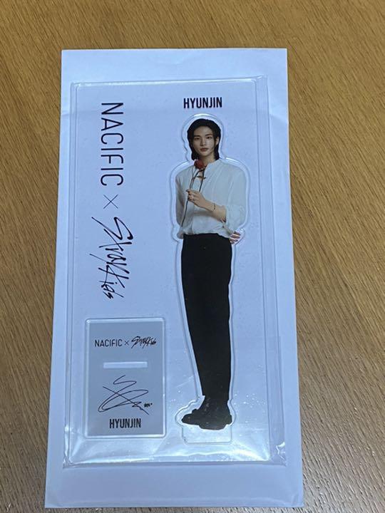 stray kids nacific ヒョンジン　アクリルスタンド