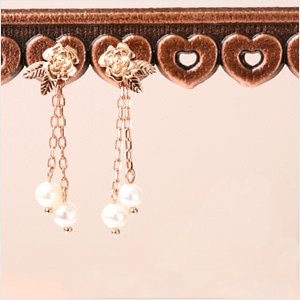 K10ピンクゴールド パール チェーン 薔薇モチーフ ピアス 発送目安2-3週間