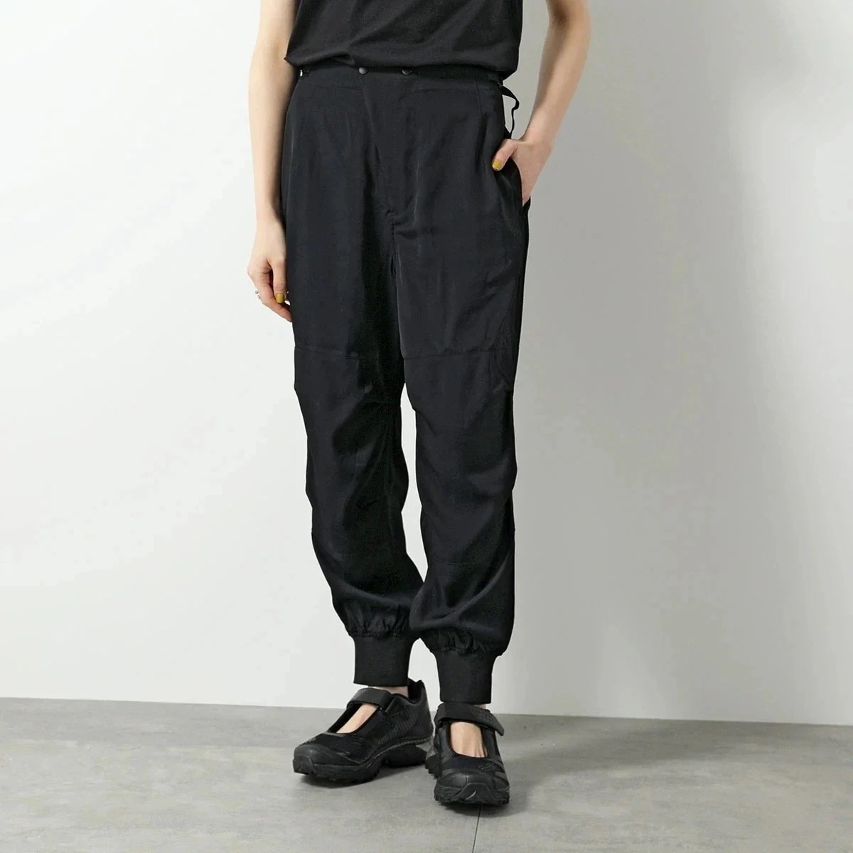 Y-3 ワイスリー テーパードパンツ RYTW CUF PANT レーヨンツイル カフ パンツ JD1761 レディース リラックスパンツ 裾リブ BLACK 【mega】 26,532円