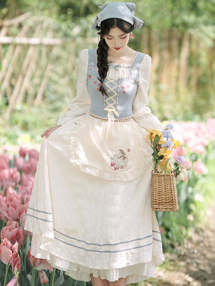 夏の女装文芸森女系減齢刺繍田園風ロリータ綿麻は偽のワンピースを2枚つなぎ合わせた 5,117円