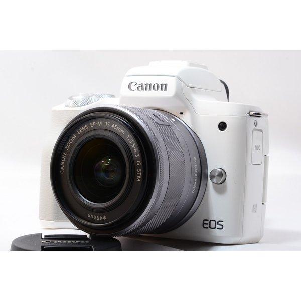 【中古】キヤノン Canon EOS Kiss M ホワイトレンズキット 美品 Wi-Fiで新品 SDカード付き