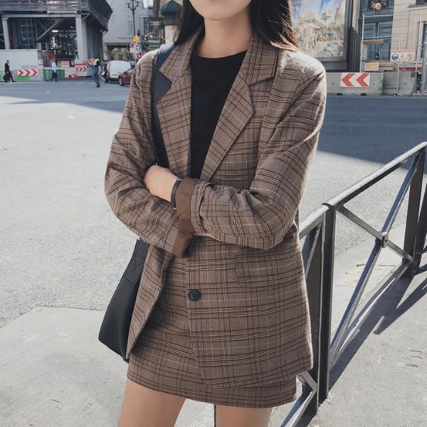 アウター ジャケット レディース 羽織 前開き 丈長 長袖 Vネック 襟付き ワイド ポケット 大人可愛い きれいめ シンプル カジュアル 上品 おしゃれ レトロ こなれ感 個性的 クール エレガント 5,573円