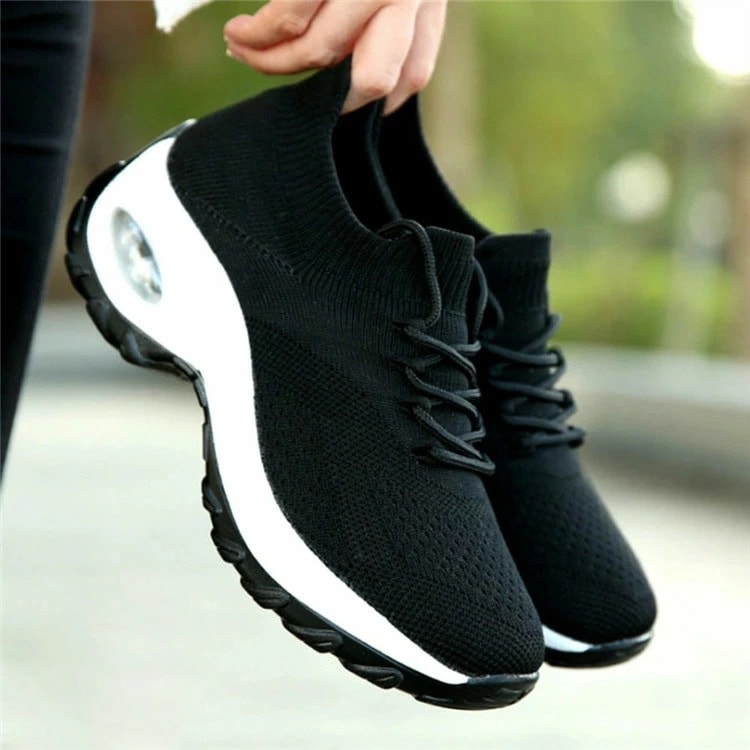 レディース スニーカー ランニングシューズ 厚底シューズ 韓国 厚底 シューズ ヒール4.5cm おしゃれ 白 黒 厚底スニーカー 赤 shoes スリッポン 歩きやすい ローカット 送料無料