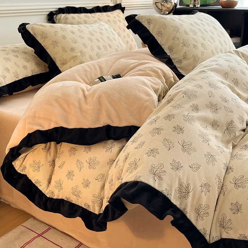 フランスのヘップバーンスタイルコーデュロイ4ピースセット冬の肥厚レースミルクファー3ピースセットファラファーリーズボットカバーシート 8,504円