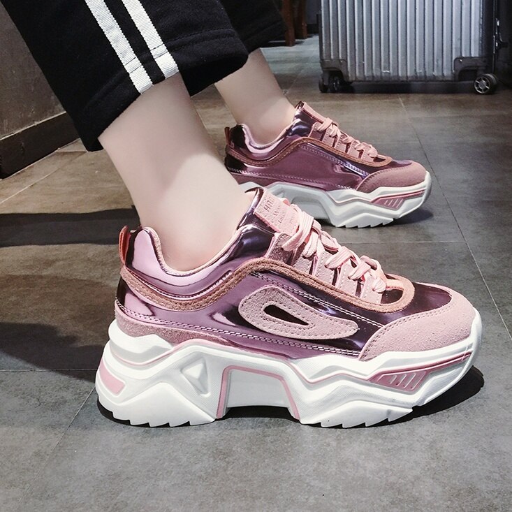 シューズ 靴 くつ クツ スニーカー レディースシューズ レディーススニーカー 厚底スニーカー ダッドスニーカー ボリュームスニーカー 厚底 歩きやすい 履きやすい 走れる 疲れにくい キラキラ 美脚