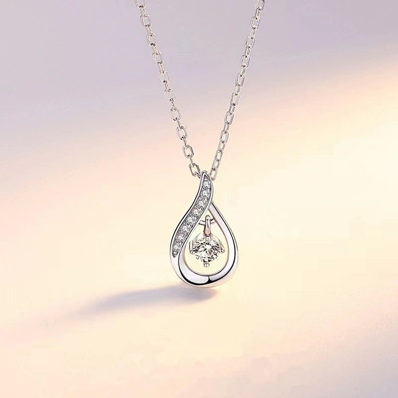 ネックレス レディース しずく 雫 揺れる石 ドロップ シルバー925 プラチナ仕上げ 女性 人気