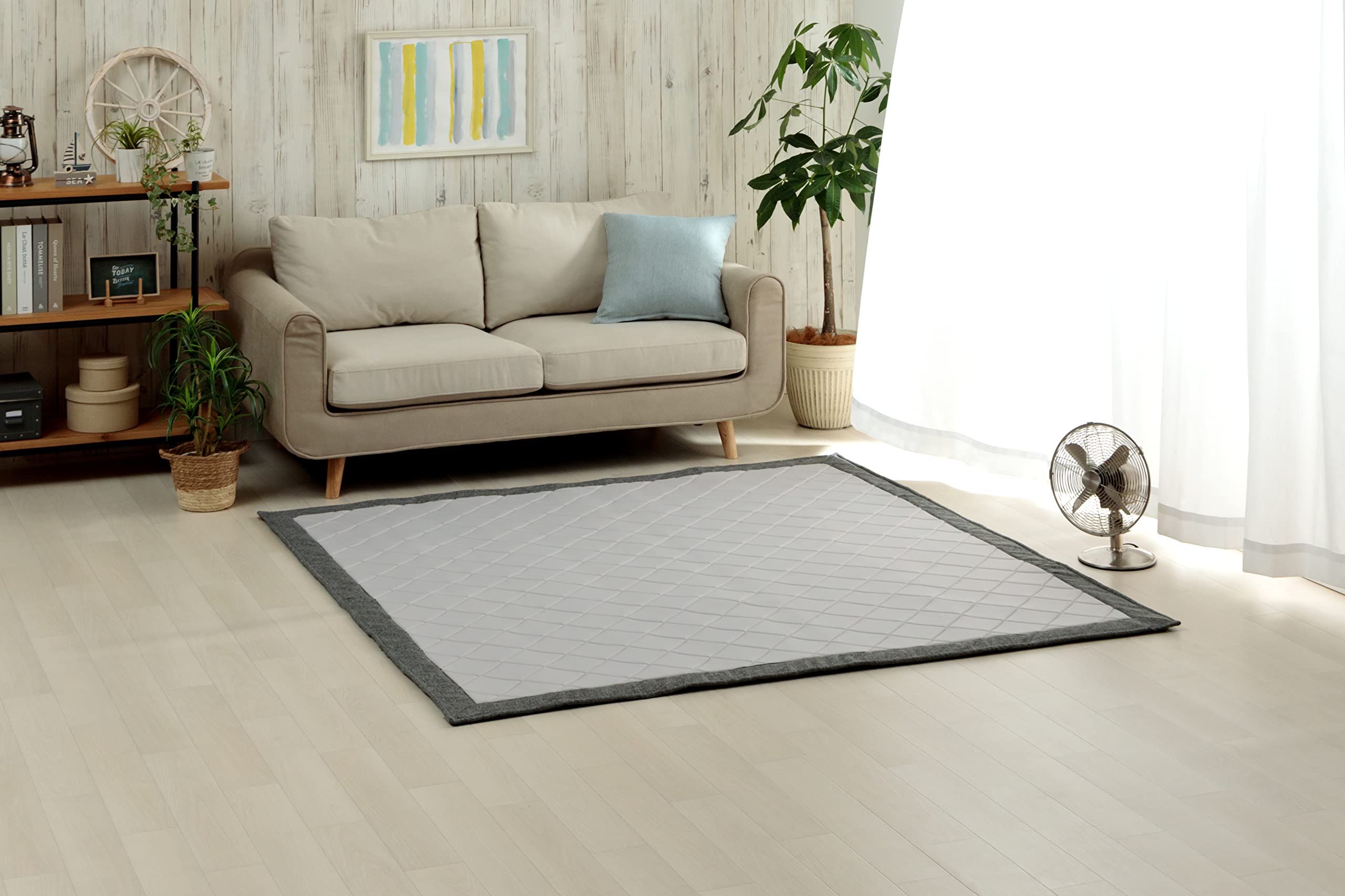 イケヒコ ラグ カーペット 長方形 ランダ グレー 約180×240cm 接触冷感 ひんやり 手洗い 無地 キルト加工 滑り止め シンプル ＃1294230135101