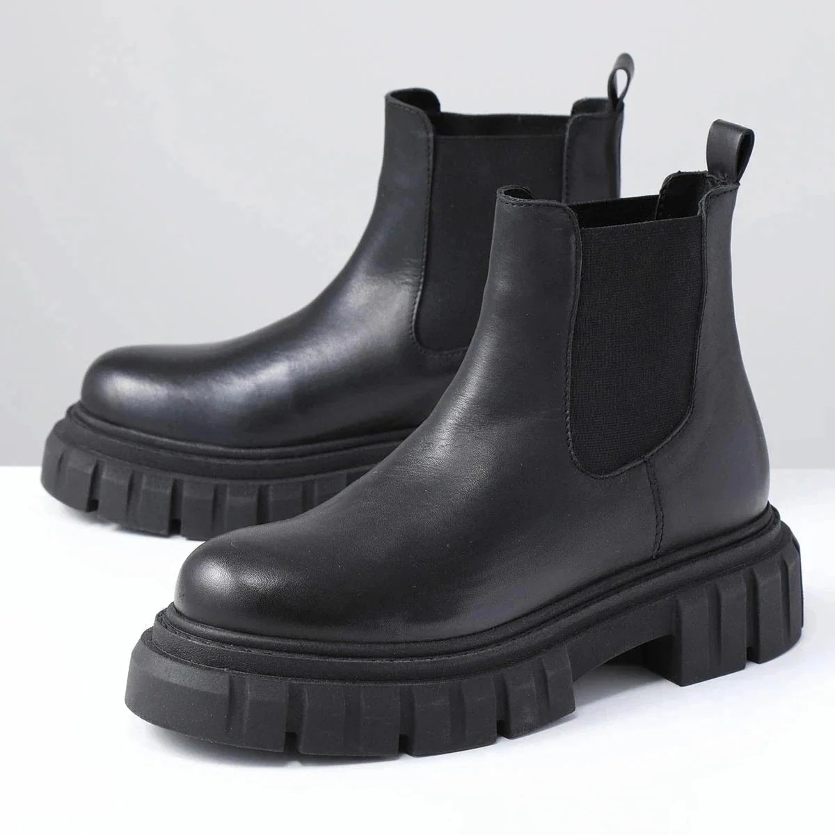 QUSHELI クシェリ ショートブーツ 36620 レディース レザー サイドゴア チェルシーブーツ トラックソール 靴 1-BLACK 【ts】