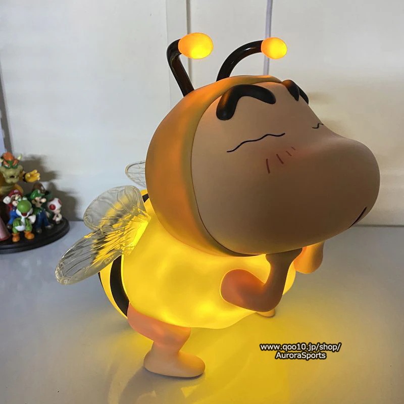 【tiktok大人気 】30cm 蜂ちゃんクレヨンしんちゃん夜灯フィギュア クレヨンしんちゃんナイトライト 誕生日プレゼント 常夜灯 卓上ライト ベッドライト