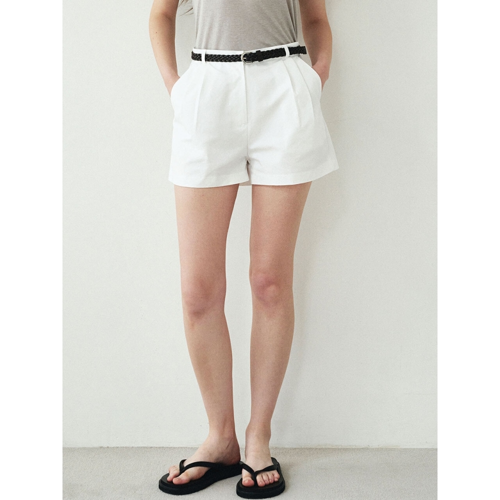 LOEIL ツーピンタックチノショーツホワイト