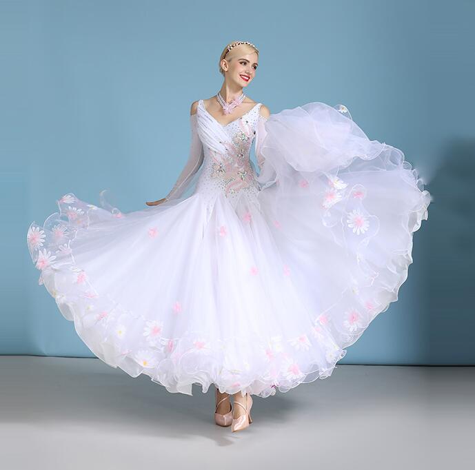 ワルツ ゴージャス 大きい裾 ステージ衣装 社交ダンス衣装 ダンスウェア 社交ダンス モダン衣装 レディース ロング丈ワンピース レッスン着 フラメンコ パーティー 舞台 優雅 スレンダー 社交ダンス 15,680円