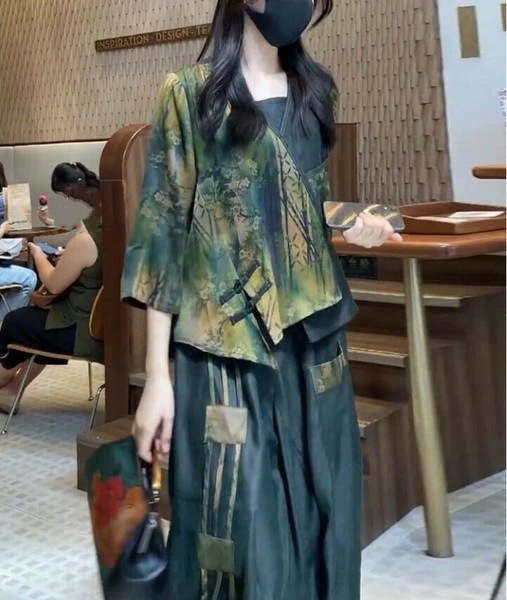 【新入荷】レディース 上下セット アジアン風 セットアップ ジャケット＆ワイドパンツ ゆったり 大きいサイズ カジュアル 着痩せ 体型カバー 30代 40代 50代 春 夏 秋 フリーサイズ 個性派