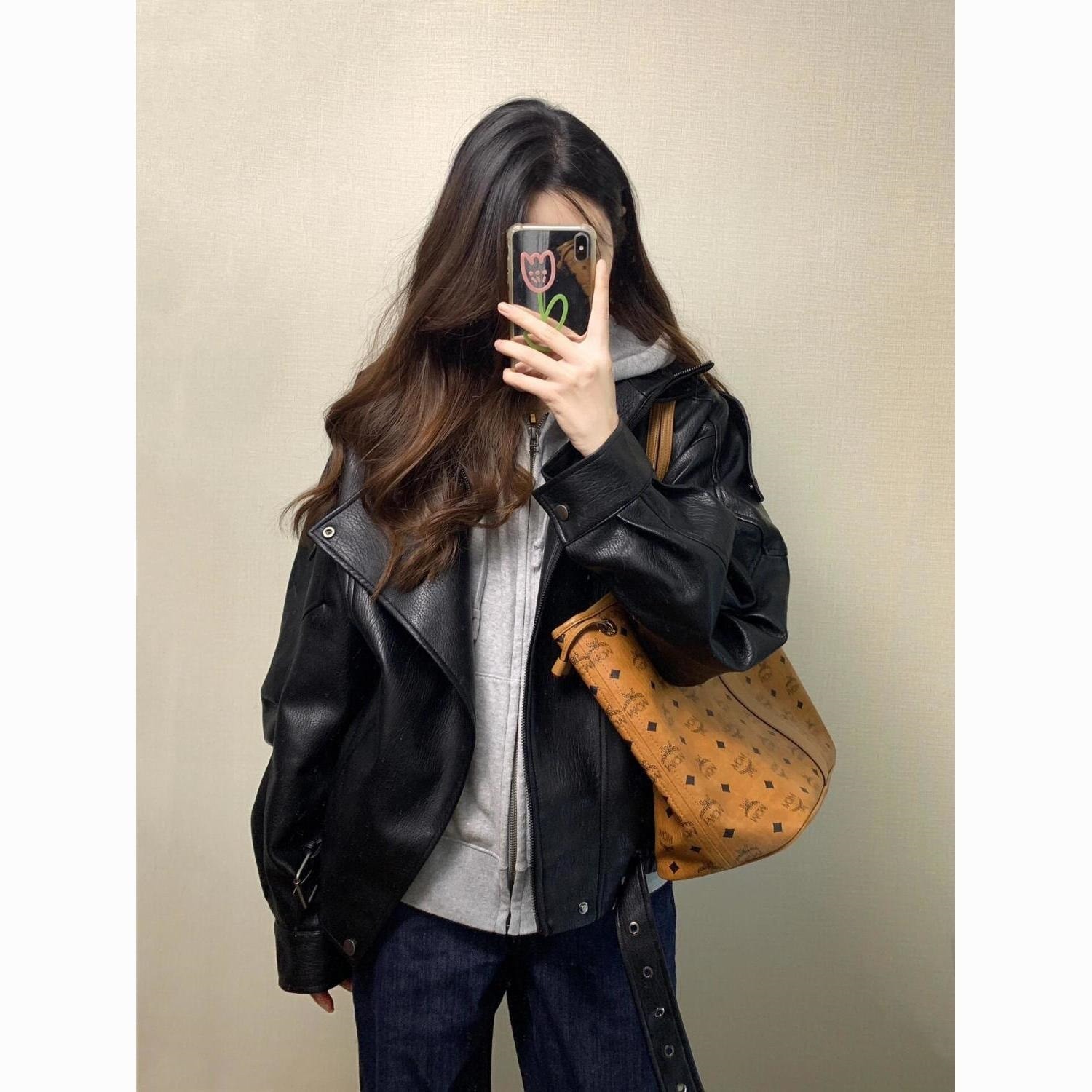 黒韓国スタイルのハイエンドジッパーレザージャケット女性のための 2024 秋の新スタイルシンプルなオートバイ PU ジャケットトレンディ