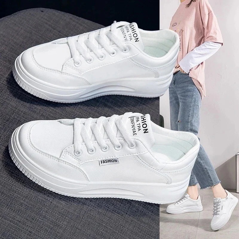 大人気！ 2025 春 厚底スニーカー 通気 美脚 ローカット フラット 厚底シューズ 美脚 痛くない 疲れない ローカットスニーカー