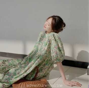 【2025新作入荷】半袖ワンピース フレア ボタニカル パフスリーブ ボリューム袖 レディース ファッション 個性的 ハイウエスト レトロ 清楚 ロング ミモレ