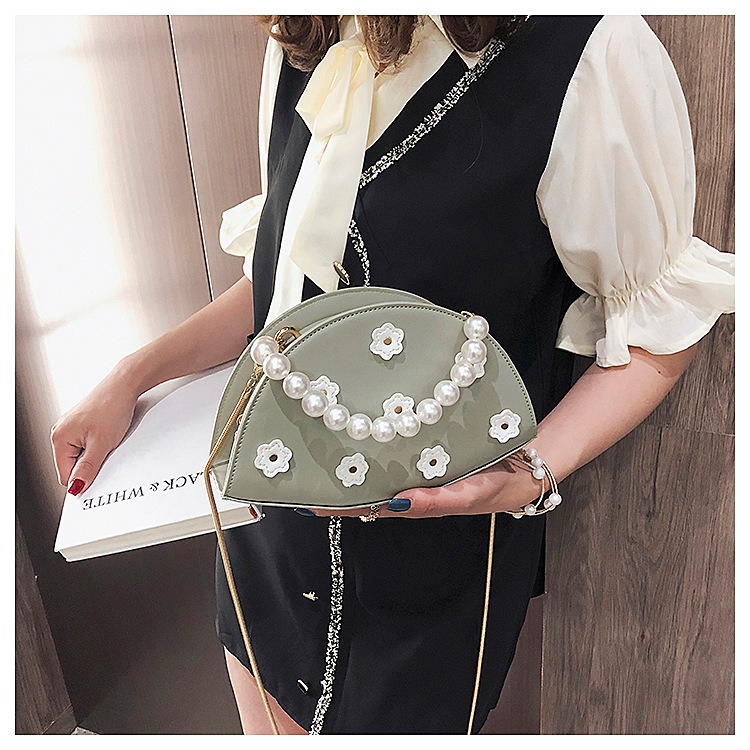 ワンカラー ショルダーバッグ ハンドバッグ レディース 手持ちバッグ 手持ちカバン ミニバッグ 小バッグ 手提げ 肩掛け 斜めがけ 軽量 小さめ カジュアル かわいい おしゃれ ファスナー付き 通勤