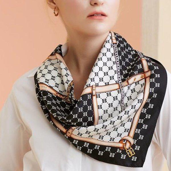 DCSC2E021 ブラック チェック柄 シルク スカーフ